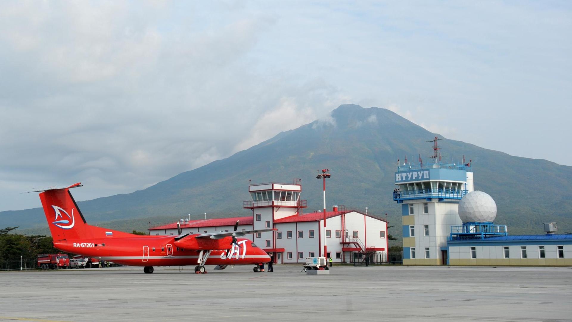 Der russische Flughafen auf der Kurileninsel Iturip, auf die auch Japan Anspruch erhebt.