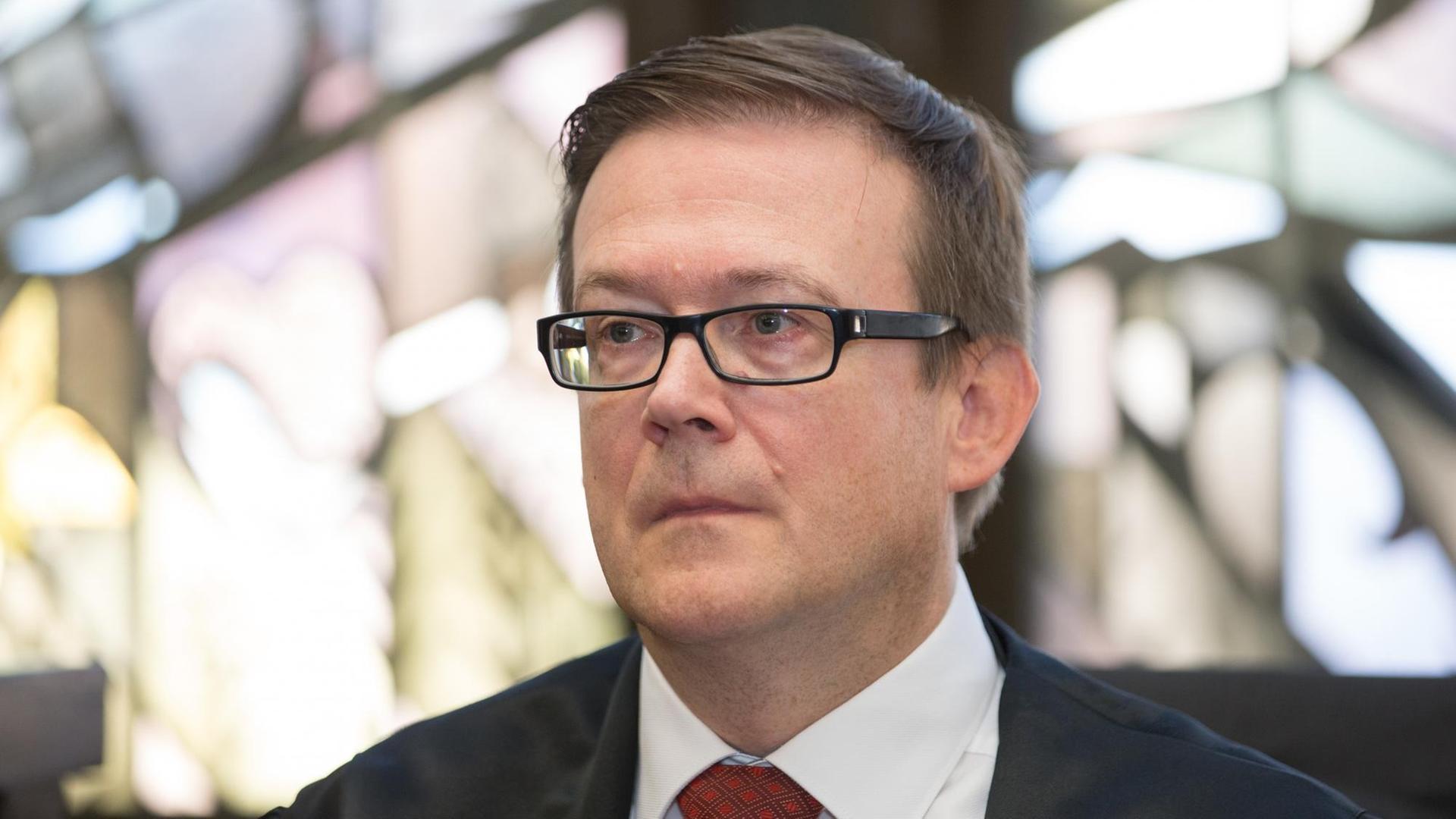 Roland Weber ist häufig Anwalt der Nebenklage. Roland Weber ist häufig Anwalt der Nebenklage.