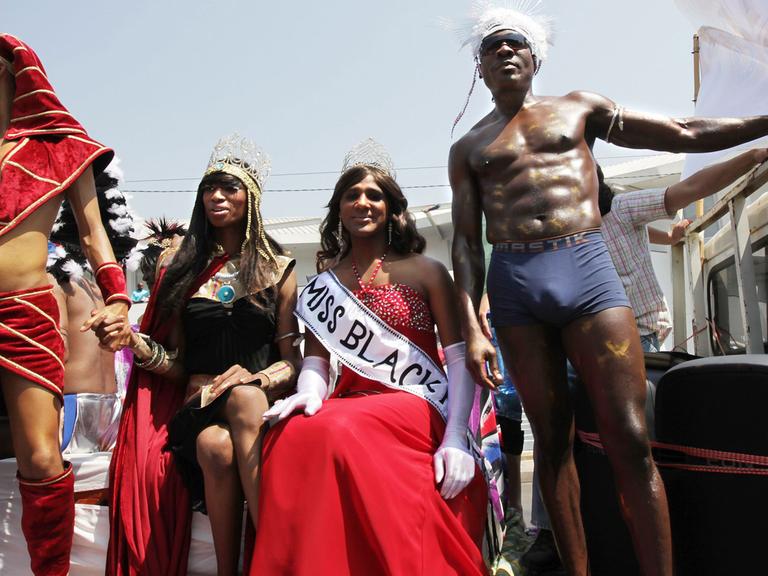 Teilnehmer des 21. Gay Pride March am 2. Oktober 2010 in Johannesburg.