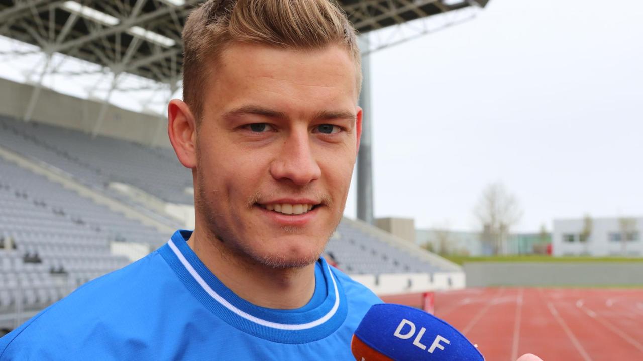 Der isländische Nationalspieler Alfreð Finnbogasson, der beim FC Augsburg spielt.