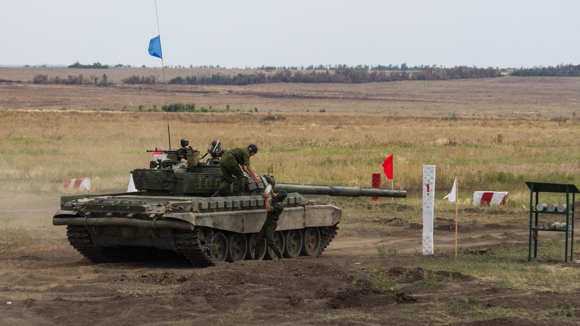 Militärmanöver in der ukrainischen Region Donezk im August 2020