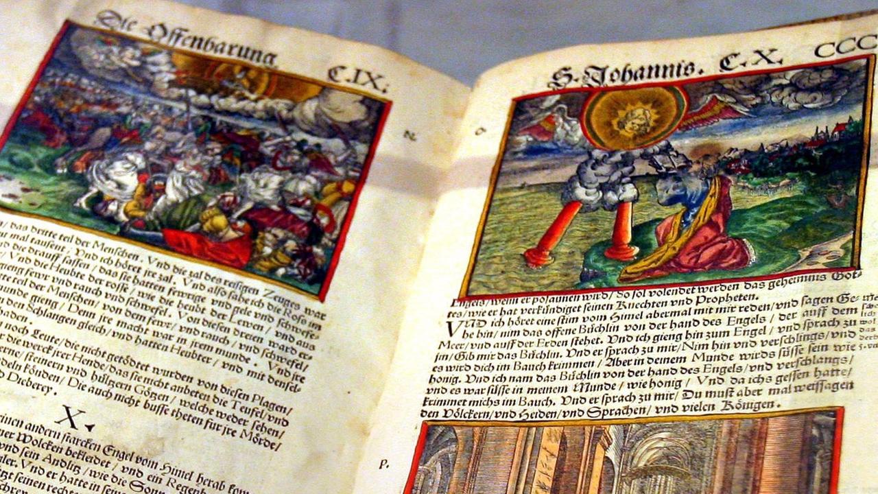 Luther-Bibel "Biblia Teutsch" von 1545.