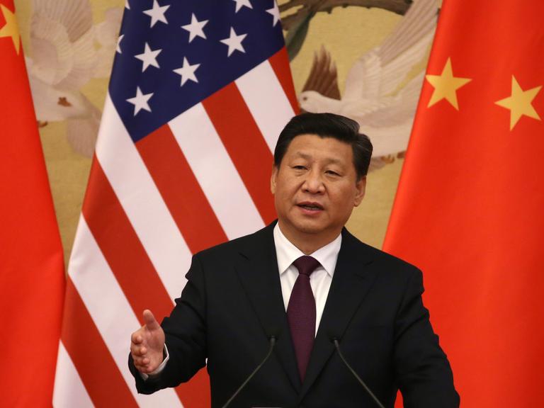 Der chinesische Präsident Xi Jinping bei einer Pressekonferenz am Rande des APEC-Gipfels in Peking.