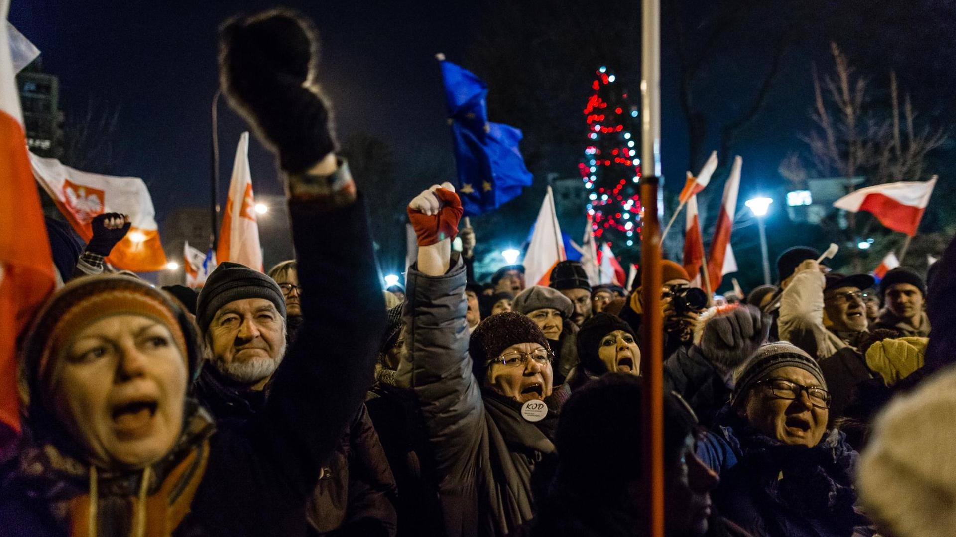 Warschau Debatte Eskaliert! Polen Entscheidung Spaltet Die Nation – Ihre Meinung Gefragt! - i4d0t83