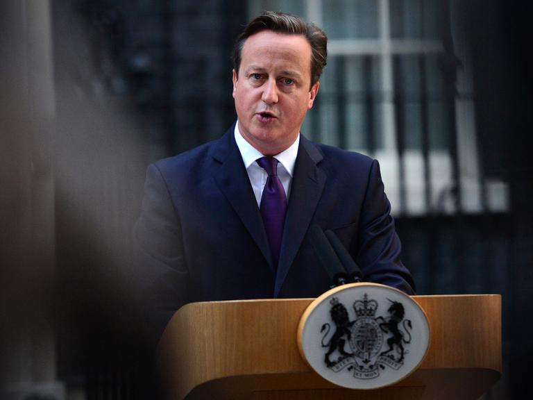 David Cameron bei einer Ansprache vor seinem Amtssitz Downing Street No. 10 in London