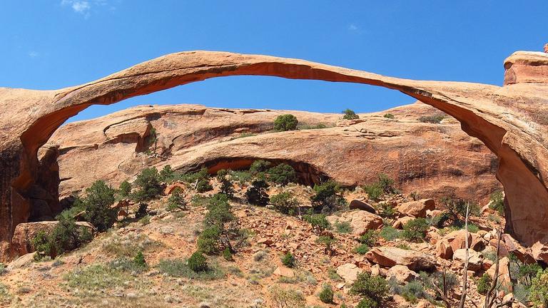 Der filigrane Landscape Arch im Arches-Nationalpark (Utah) nähert sich wohl dem Ende seiner "Lebenszeit"