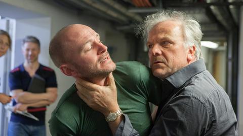 Moritz Grove und Bernhard Schütz bei den Aufnahmen zu "So bitterkalt"