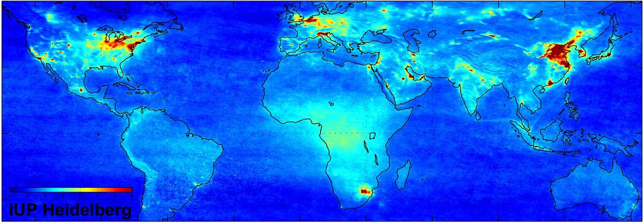 Konzentrationen des Gases NO2 in Europa, aufgenommen vom ESA-Satelliten Envisat. Info der Wissenschaftler: "The image shows the global mean tropospheric nitrogen dioxide (NO2) vertical column density (VCD) between January 2003 and June 2004, as measured by the SCIAMACHY instrument on ESA's Envisat. The scale is in 1015 molecules/cm-2. Image produced by S. Beirle, U. Platt and T. Wagner of the University of Heidelberg's Institute for Environmental Physics."