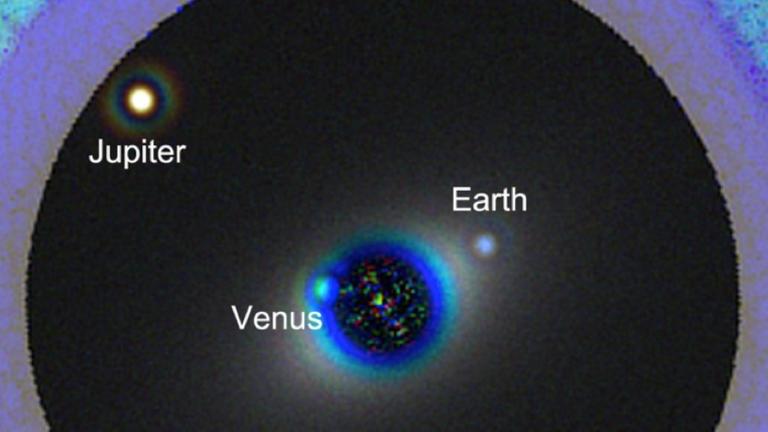 Simulation einer Teleskopaufnahme mit Jupiter, Erde und Venus