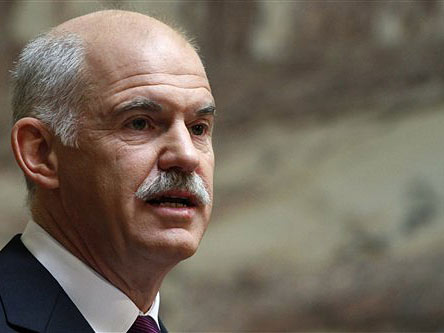 Der griechische Premierminister Giorgos Papandreou spricht im Parlament in Athen.