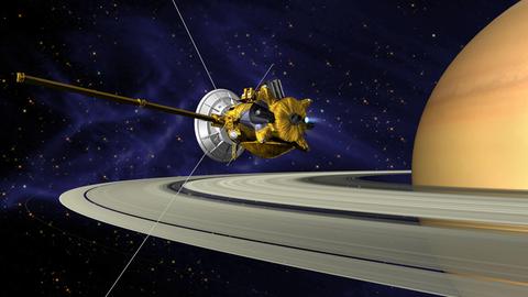 Die Raumsonde Cassini 2004 bei der Ankunft am Saturn (Illustration)