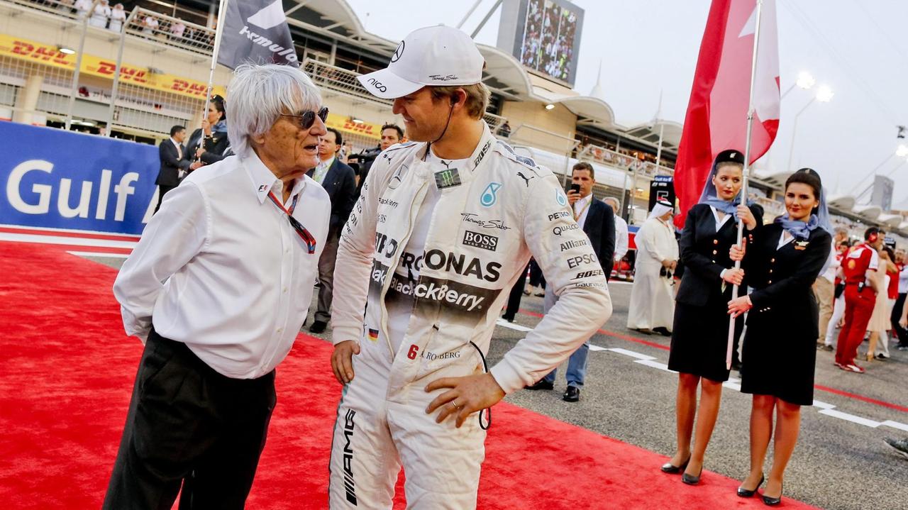 Formel-1-Chef Bernie Ecclestone und Mercedes-Pilot Nico Rosberg beim Großen Preis von Bahrain