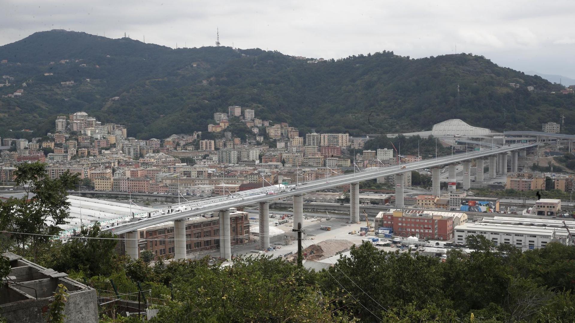 Die neue Brücke in Genua