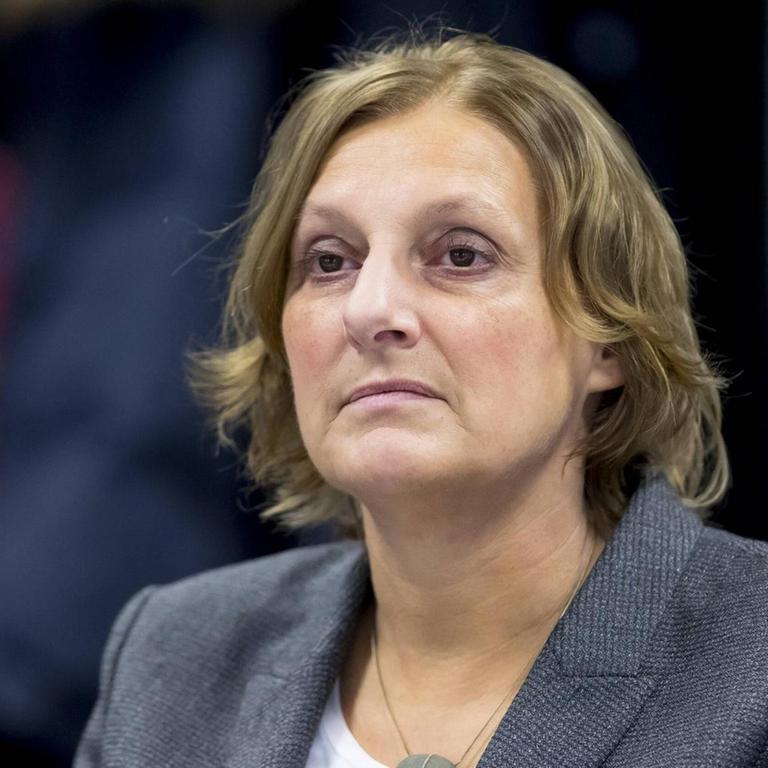 Die neue Präsidentin der Kultusministerkonferenz (KMK) und Ministerin Britta Ernst (SPD, Ministerin für Schule und Berufsbildung) besucht den Campus für Hörakustiker, in Schleswig-Holstein.