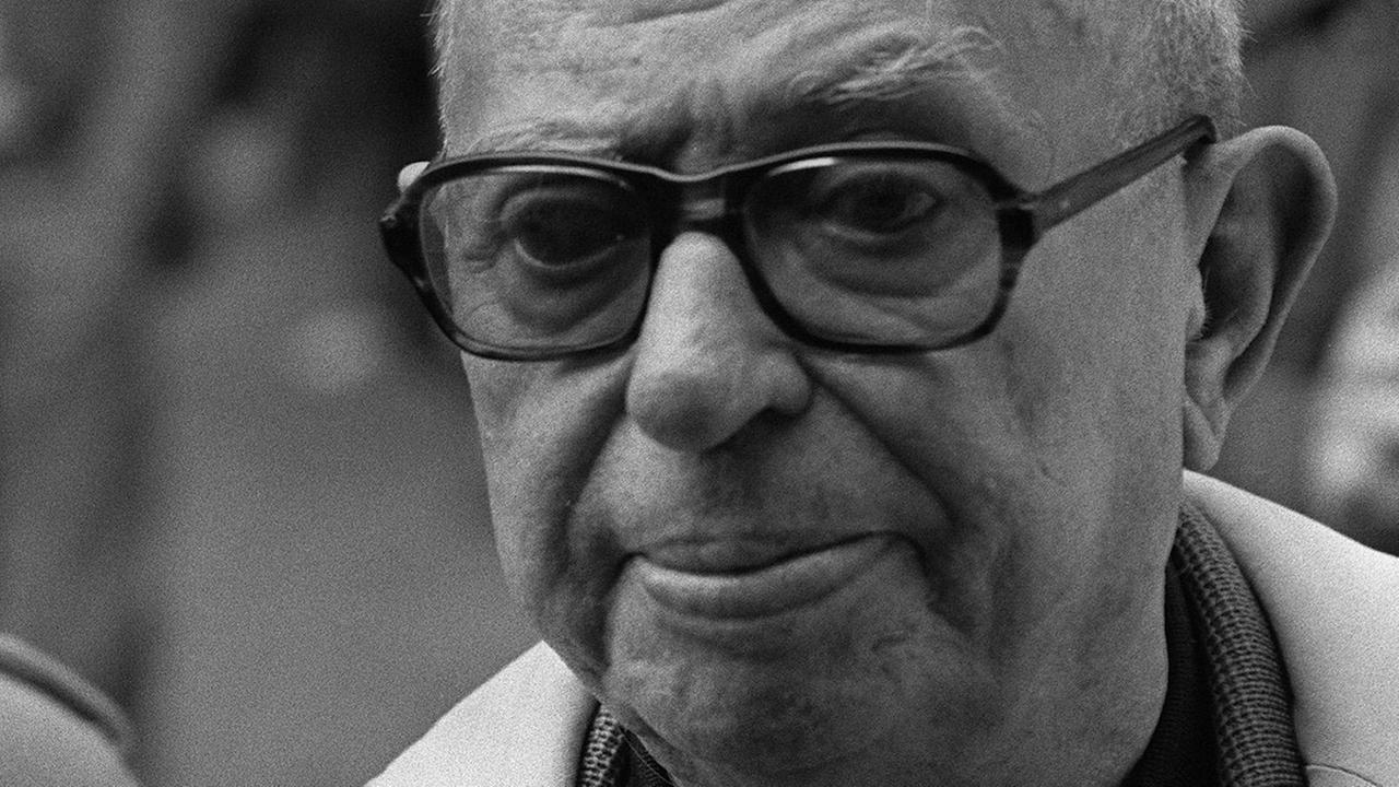 Jean-Paul Sartre 1979. Schwarz-Weiß-Aufnahme.