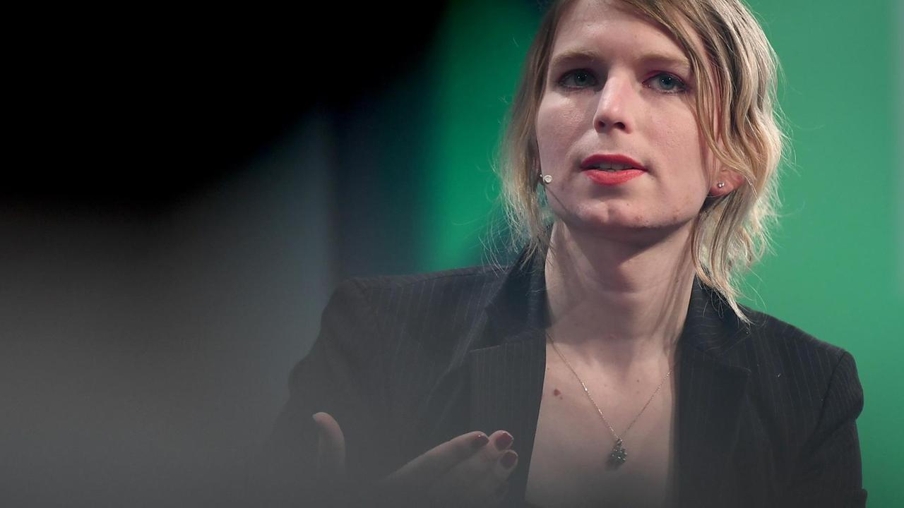 02.05.2018, Berlin: Die US-amerikanische Whistleblowerin Chelsea Manning spricht auf der Internetkonferenz re:publica.