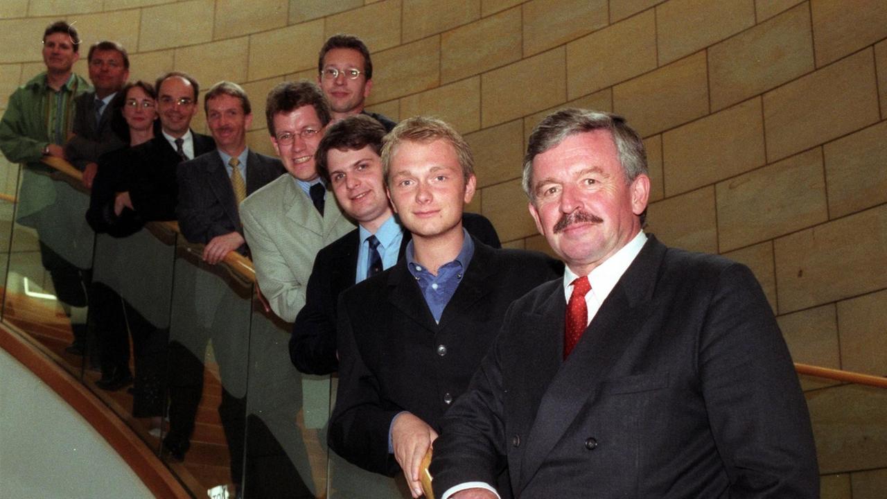 FDP-Politiker auf einer Treppe: u.a. Christian Lindner, Jürgen Möllemann, Ralf Witzel, Dietmar Brockes, Gerhard Papke 