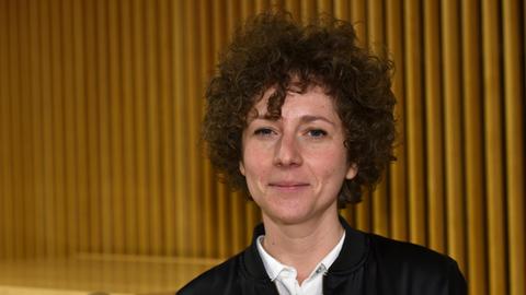 Nordrhein-Westfalen, Köln: Die Autorin Sasha Marianna Salzmann bei der Lit Cologne am 27.03.2019 in Köln