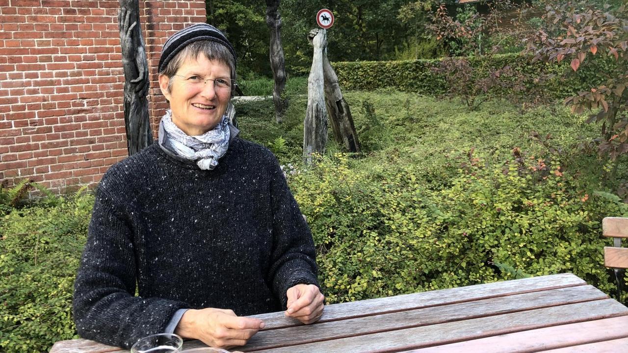 Prof. Klara Butting, Leiterin des Zentrums für biblische Spiritualität und politische Verantwortung Wolterburger Mühle bei Uelzen (Niedersachsen)