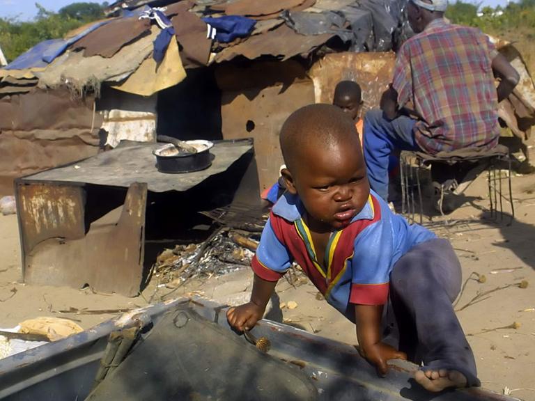 Ein Slum in Simbwabwe.