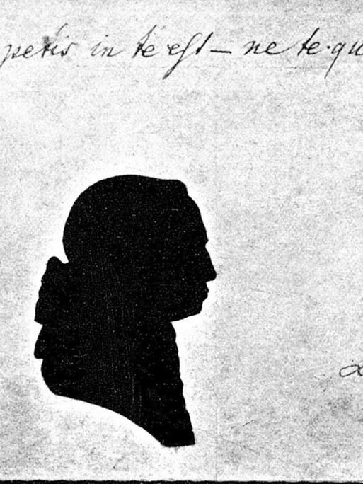Das zeitgenössische Bild zeigt die Silhouette des deutschen Philosophen Immanuel Kant (1724-1804).