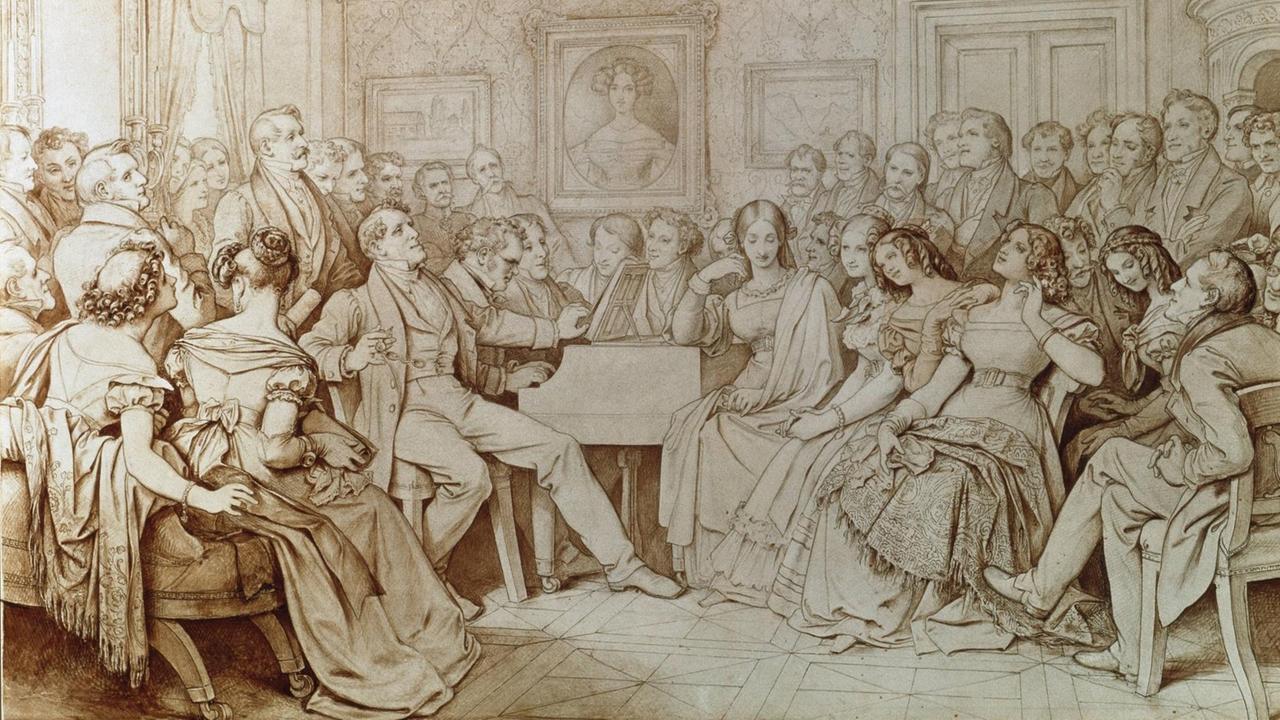 Eine Bleistifzeichnung zeigt eine Mengel Leute, Frauen wie Männer, die dicht gedrängt um einen Flügel sitzen und einem Sänger zuhören, der von Franz Schubert begleitet wird. Sein Kopf ist der Mittelpunkt des Bildes.