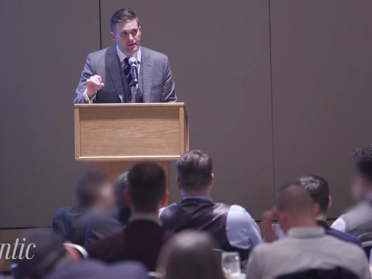 Richard Spencer bei seinem Auftritt vor Anhängern der "Alt Right"-Bewegung in Washington D.C.