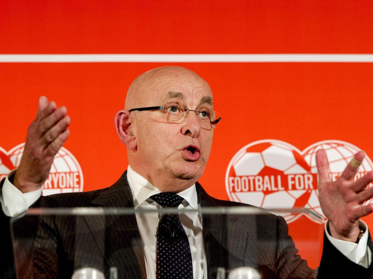 Der Chef des niederländischen Fußballverbandes, Michael van Praag