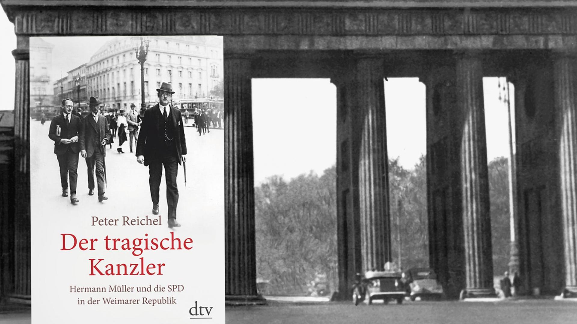 Das Brandenburger Tor im Herzen Berlins, das Wahrzeichen der Stadt, aufgenommen 1920