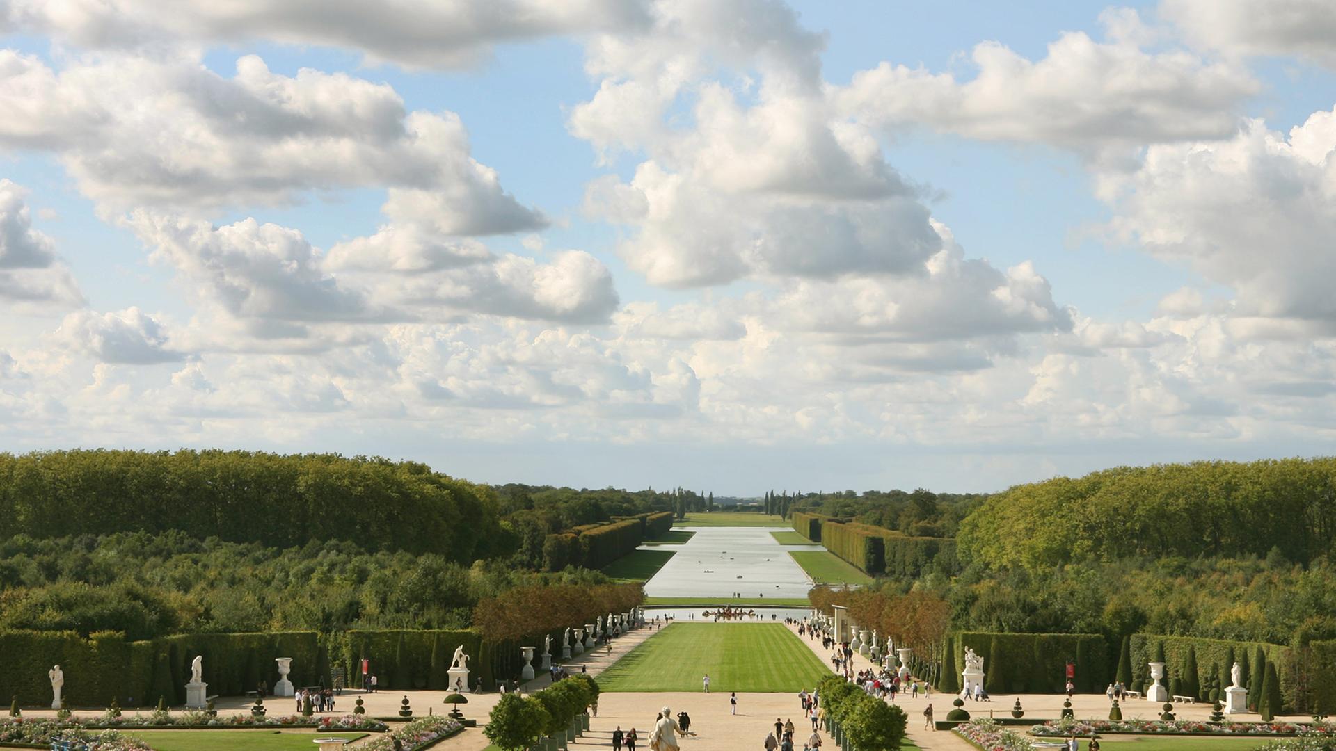 Blick in den Park von Versailles.