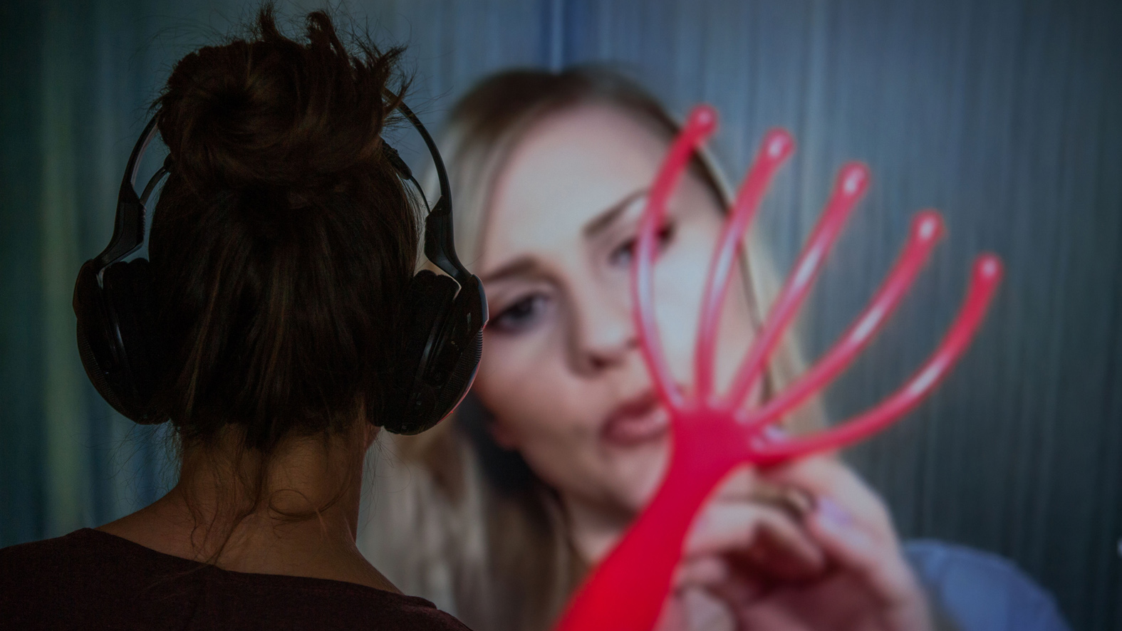 ASMR-Effekt in Videos - Wie ein Orgasmus im Gehirn