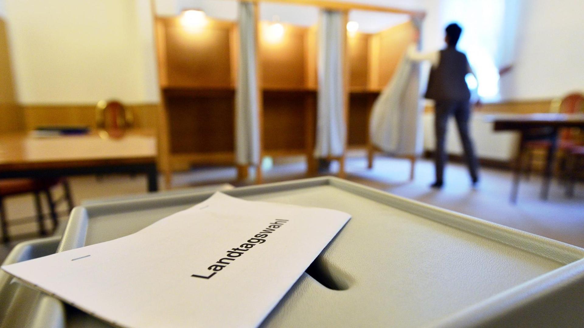 Wahllokal im Rathaus in Stößen (Sachsen-Anhalt)