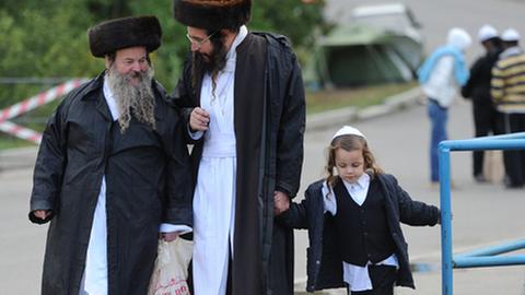 Chassidische Juden in der Ukraine bereiten sich auf Rosh Hashanah vor, das jüdische Neujahrsfest.