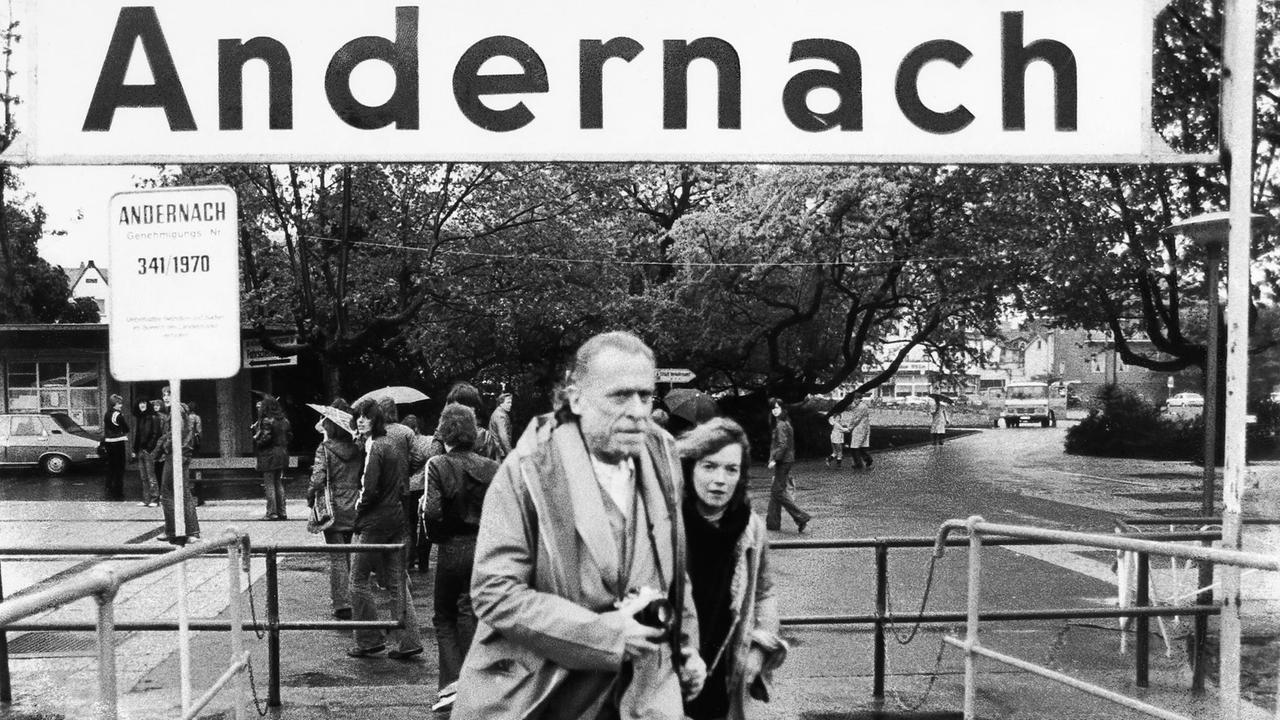 Charles Bukowski mit seiner Frau Linda in Andernach, 1978.