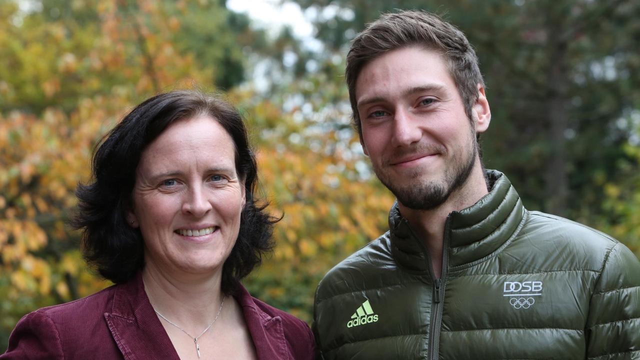 Fechter Max Hartung und Kanutiin Silke Kassner, Athletensprecher in der DOSB-Athletenkommission.