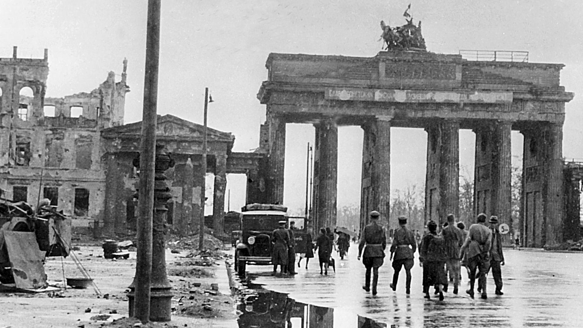 Bombenangriffe - Wo einem nichts mehr bleibt als das nackte Leben