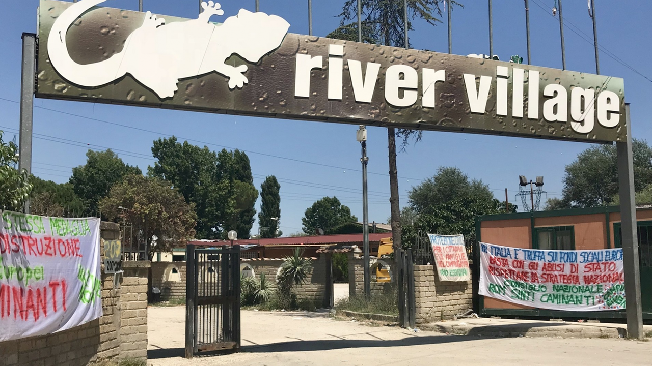 Ein Roma-Camp am Stadtrand von Rom