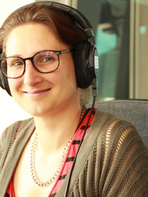 Zu Gast in "Studio 9": Die Journalistin Ferda Ataman