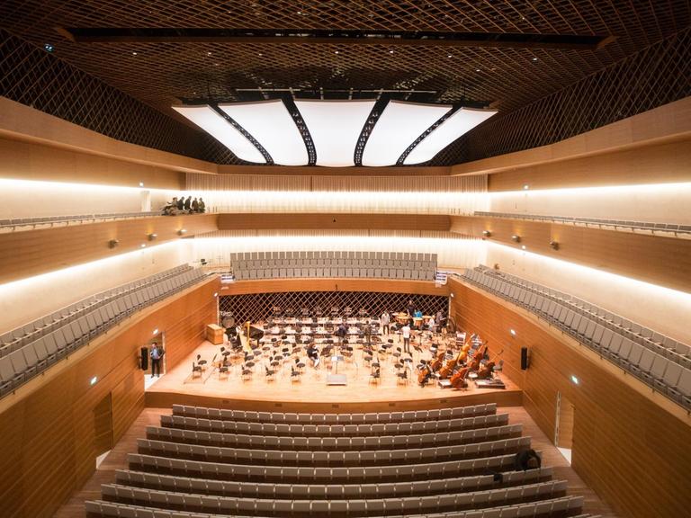 Der große Konzertsaal des neuen Musikforums in Bochum (Nordrhein-Westfalen) im Hauptgebäude des neuen Musikforums.