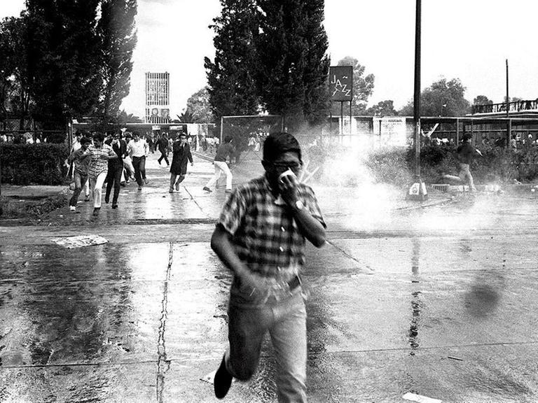 Studentenunruhen in Mexiko 1968.
