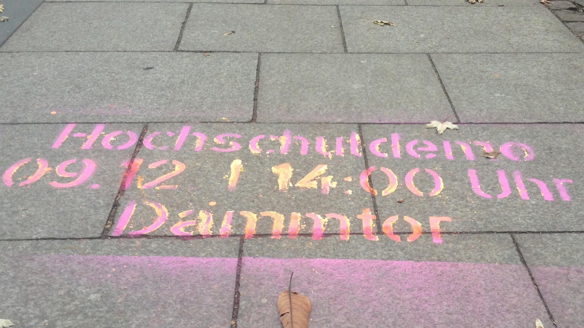 Demo in Hamburg - Unis erwarten Heißen Herbst