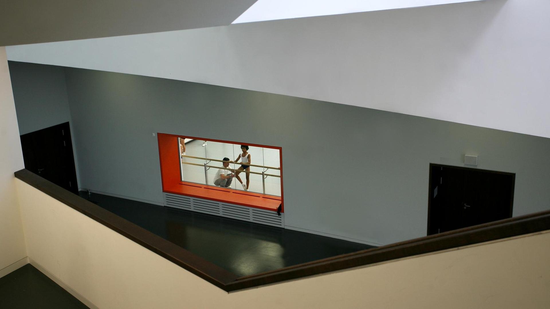 Blick in einen Ballettsaal der Staatlichen Ballettschule Berlin.