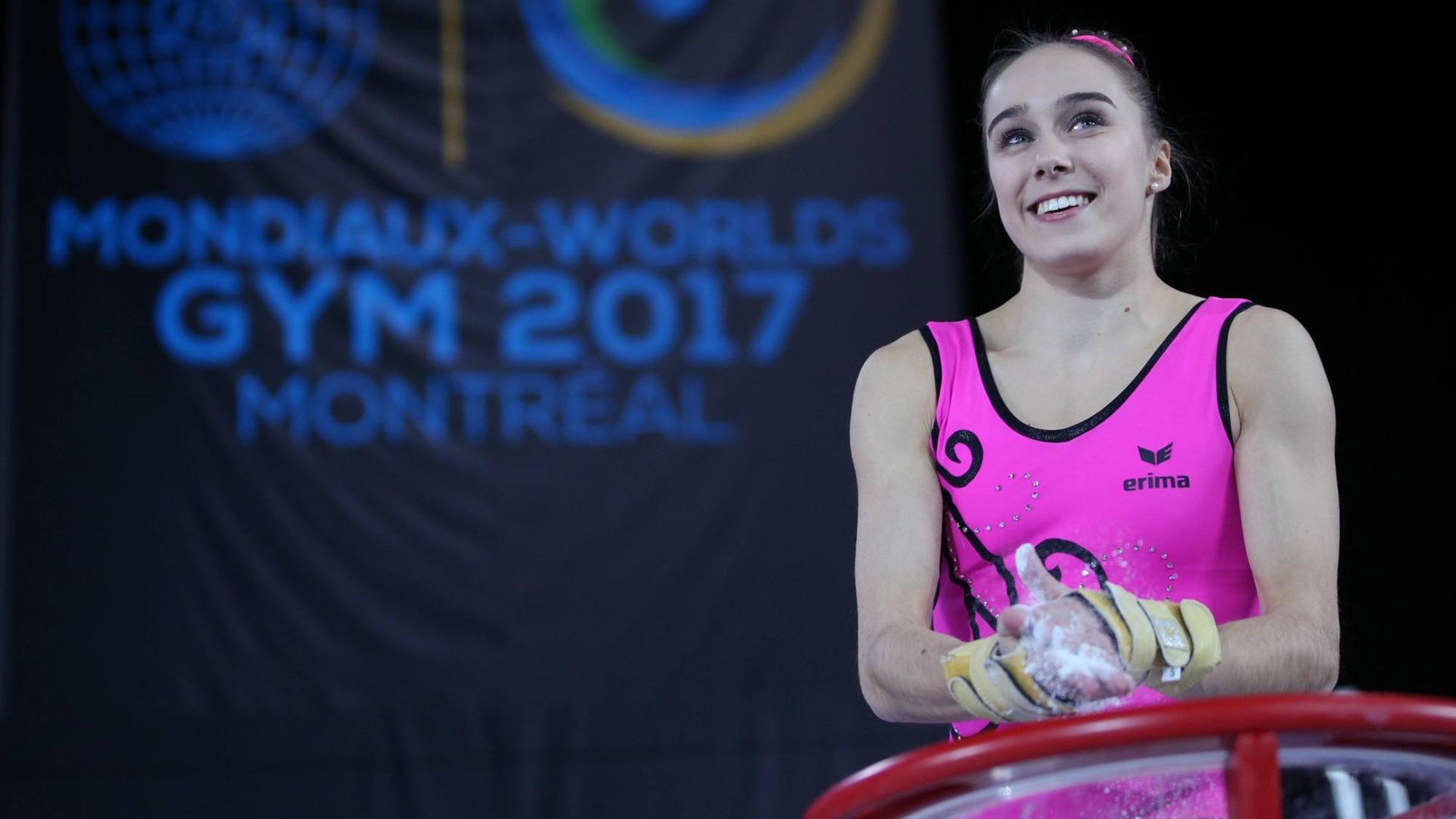 Tabea Alt beim öffentlichen Training der Turn-WM in Montreal.