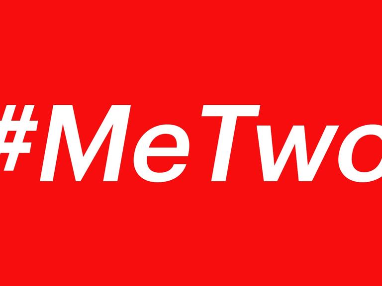 Der Begriff #MeTwo steht vor rotem Hinter-Grund.