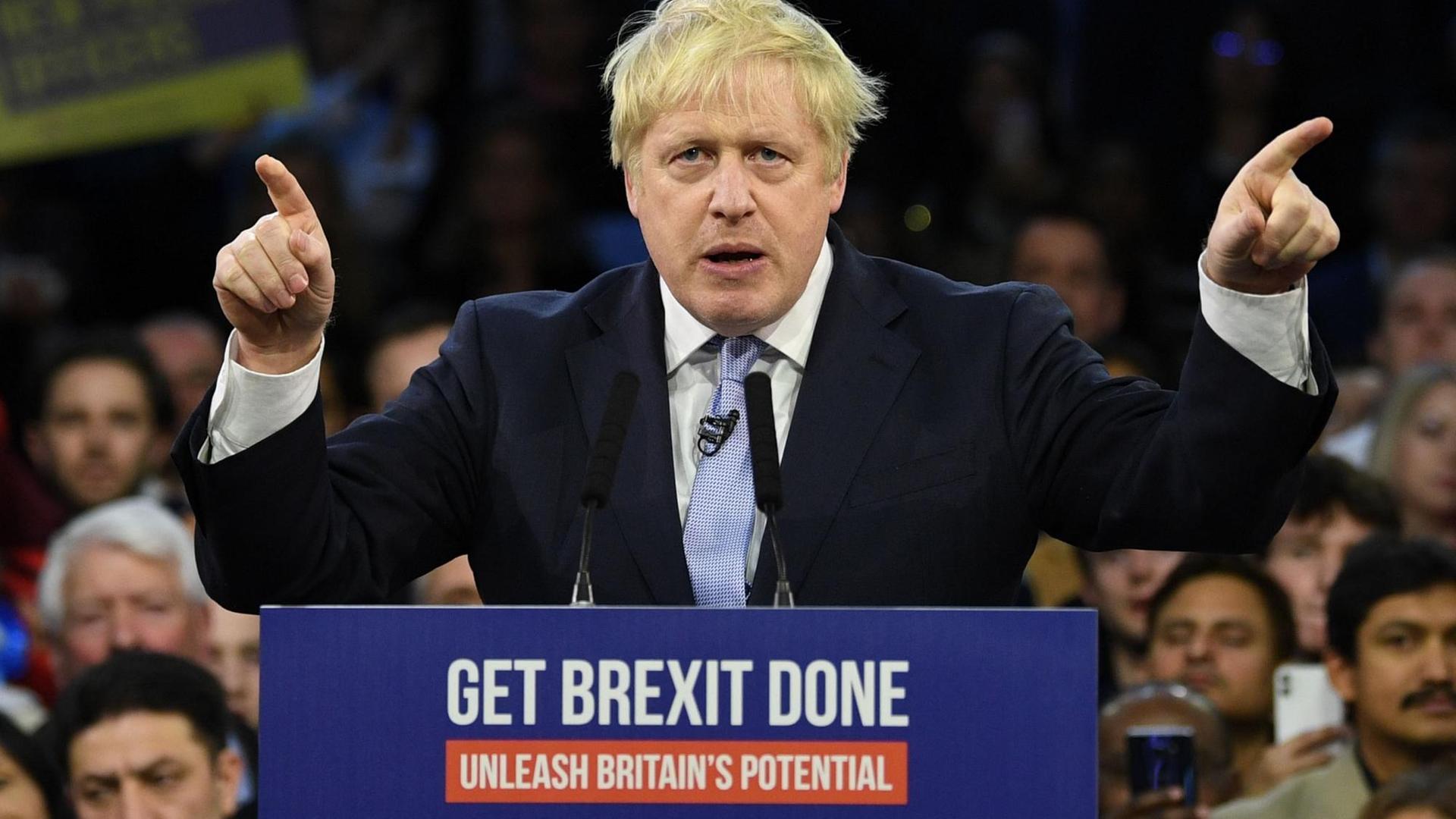 Boris Johnson spricht während des Wahl-Kampfs.