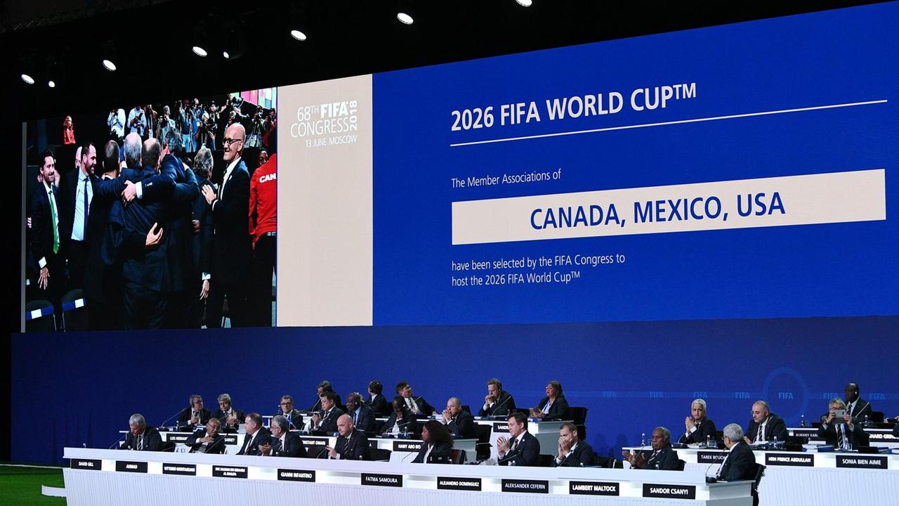 Die WM wird im Jahr 2026 in den USA, Kanada und Mexiko stattfinden.