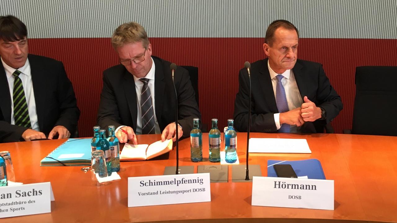 DOSB-Präsident Alfons Hörmann bei Sportausschuss-Sitzung zur Spitzensportreform