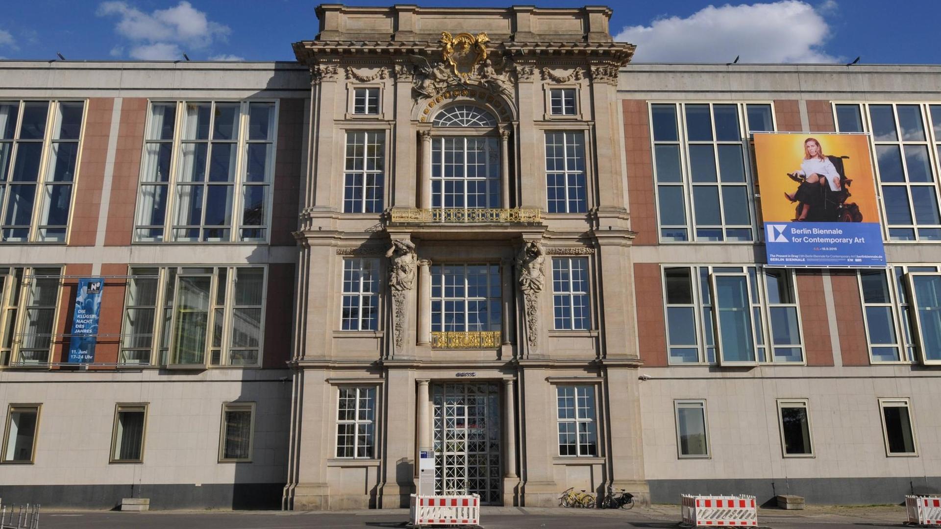 Die European School of Management and Technology, Schlossplatz, Mitte, Berlin, Deutschland, ehemals DDR-Staatsratsgebäude