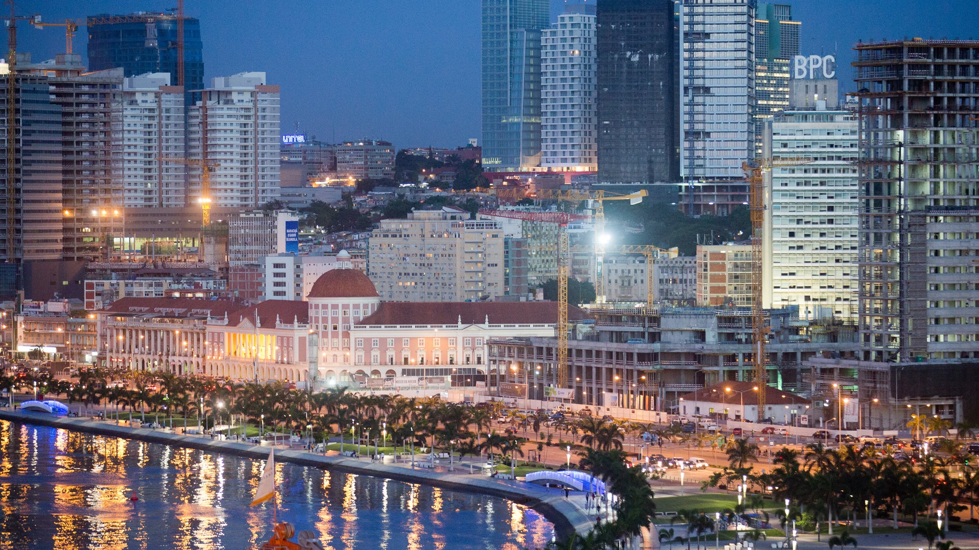 Angolas Hauptstadt Luanda - Afrikas Stadt der Reichen