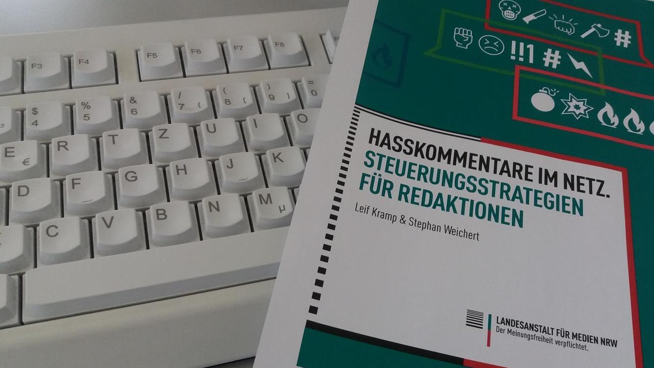 "Hasskommentare im Netz. Steuerungsstrategien für Redaktionen" - eine Studie der Landesanstalt für Medien NRW.